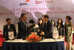 PwC Việt Nam hợp tác với Tổ chức đào tạo Smart Train